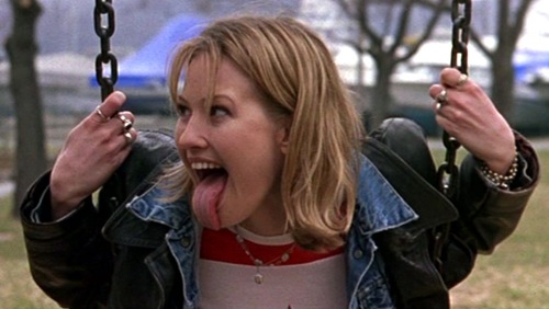 Joey Lauren Adams stars as Alyssa in Chasing Amy