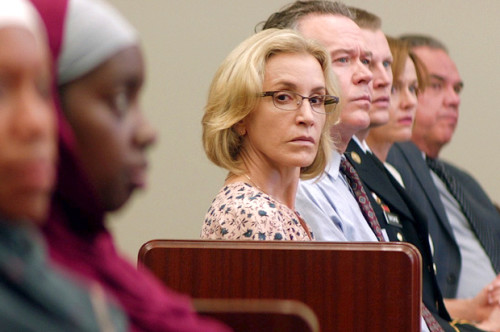 Negotiated Identities and Gray Oppositions in Ridley’s ‘American Crime’
