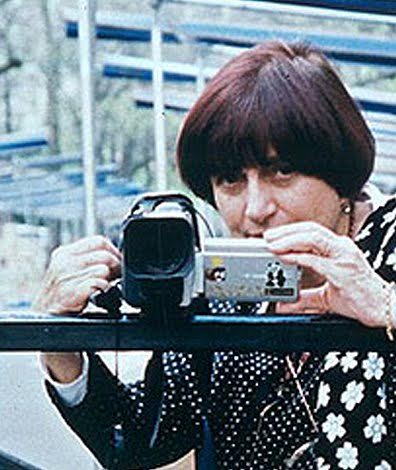 Scavenging for Food and Art: Agnès Varda’s ‘The Gleaners and I’